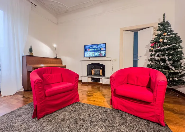 Isola District Milan Apartment, Italia