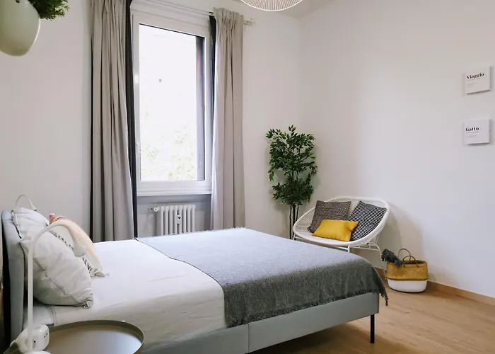 Appartamento Casamilano 50 Meters From The Metro, Italia