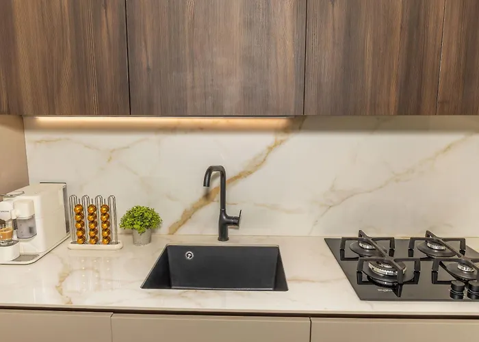 Luxury 2 Bedroom Apartment In Central Milano, Italia