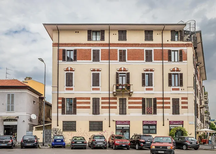 Appartamento Life is Beautiful Design LOFT Navigli Romolo, SmartTV, WiFi, AC&street parking Milano, Italia