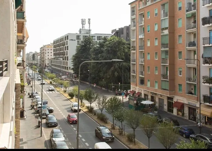 Appartamento Milano Viale Monza, Italia