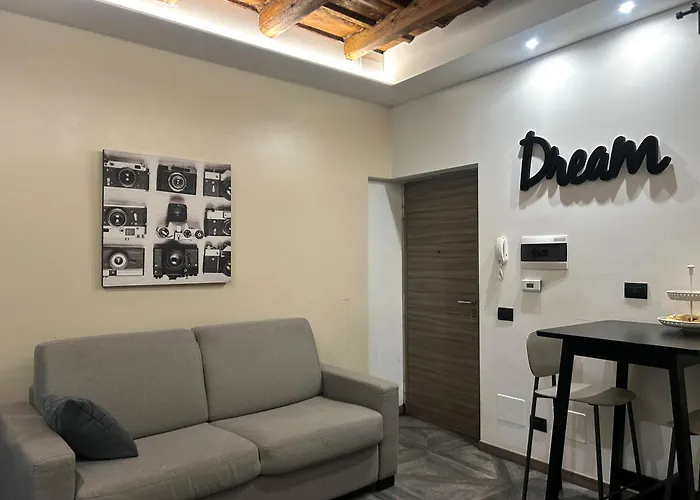 Davinci Apartament Near Duomo Milán, Italia