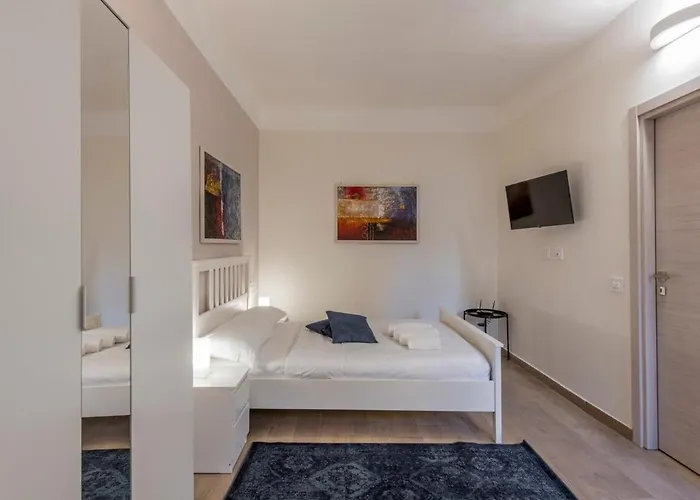 Frisi 3 City Center Suite - B Home Milán, Italia