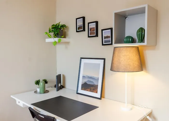 Vivimihome-Chic Apartment Near Milano Central, Italia