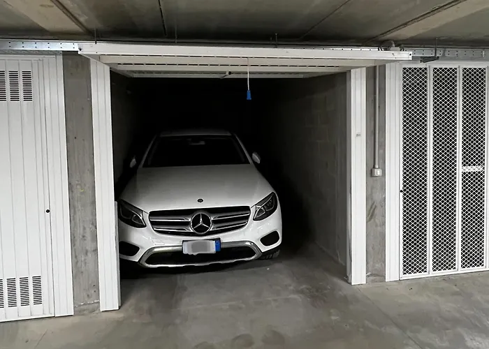Green Living With Terrace & Garage By Ndp Rent Мілан, Італія
