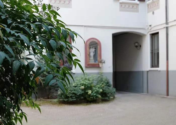 Garibaldi Isola Apartments - 80M From Garibaldi Station & 10Min From Centrale Station Milano, Italia