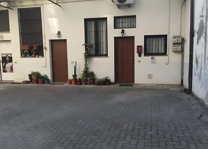 Appartamento La Casa Nel Cortile-Free Parking Milano, Italia