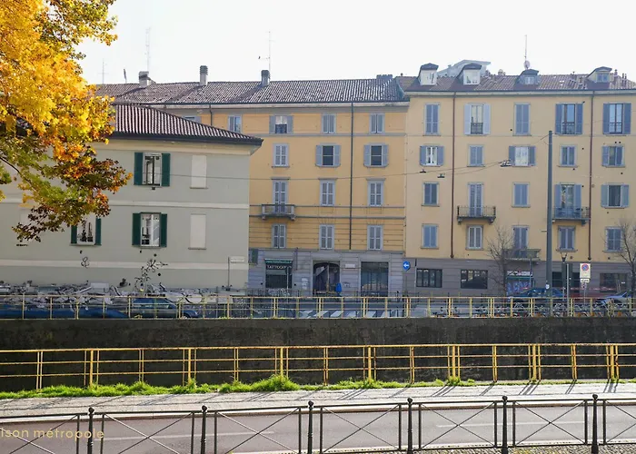 Appartamento Navigli House, trilocale con vista fiume Milano, Italia