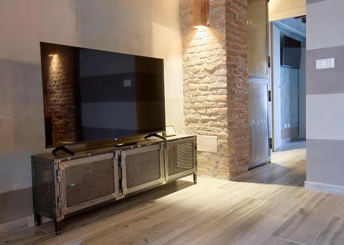 Emme Loft I New Moon - Stylish Apartment With Balcony Milano, Italia