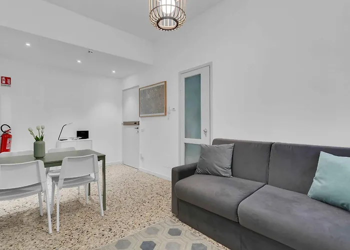 Appartamento Gavirate House M1-M5 Lotto San Siro WI-FI super veloce Milano, Italia