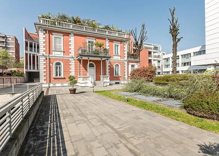 Cozy 1 Bedroom Apartment In Viale Monza Milano, Italia