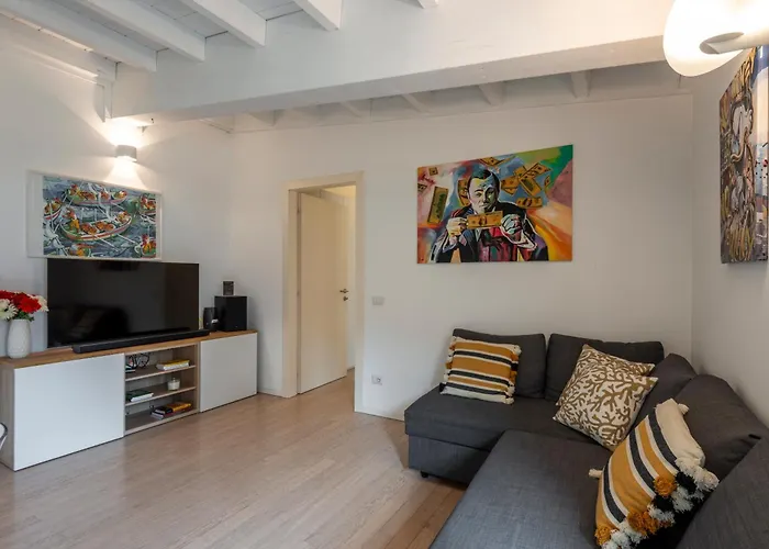 Appartamento Umbria, 120 - Accogliente e ben collegato Milano, Italia