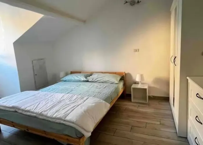 Appartamento Street Montegani Milano, Italia