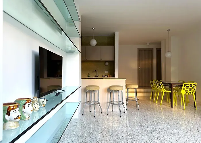Apartments Navigli Center Milaan, Italië