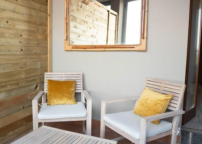 Orodimora Milano Villa, Italy