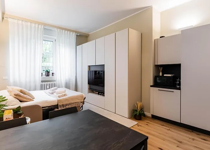 Home Studio Luxury Milano, Italia