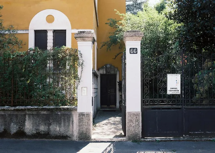 Comecasa 3 Bedrooms Apartment Milano, Italia