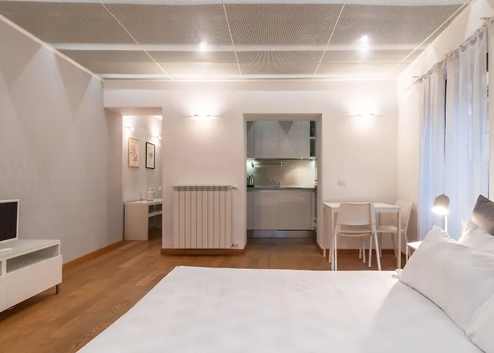 Easyhomes - Spiga Suite Milano, Italia