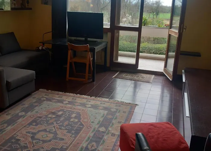 Appartamento Peschiera Borromeo Milano, Italia