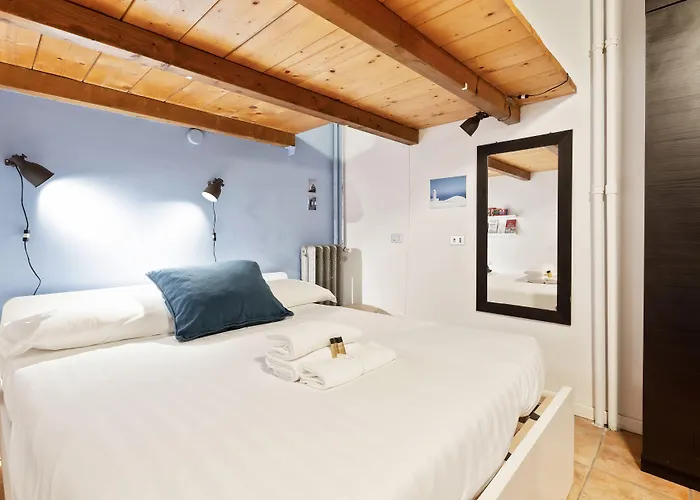 Appartamento Guesthost - Cosy Nest Isola District Heart Milano, Italia