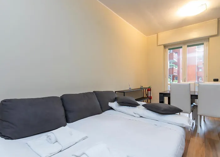 Prestigioso appartamento in zona Tortona - Solari Milano, Italia
