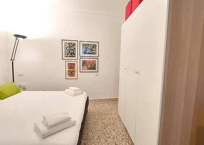 Guesthost - Sant'Ambrogio Modern Studio Milano, Italia