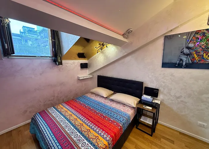 Milan Brera City Center - Tube Airport And Train Garibaldi Fs - Speed Spring Vibe - Taxi-No-Need B&B, Italia