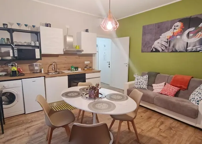 Ongi Etorri B&B- Ripamonti,Tram 24 Per Ieo, Policlinico, Fondazione Prada,Duomo Mediolan, Włochy