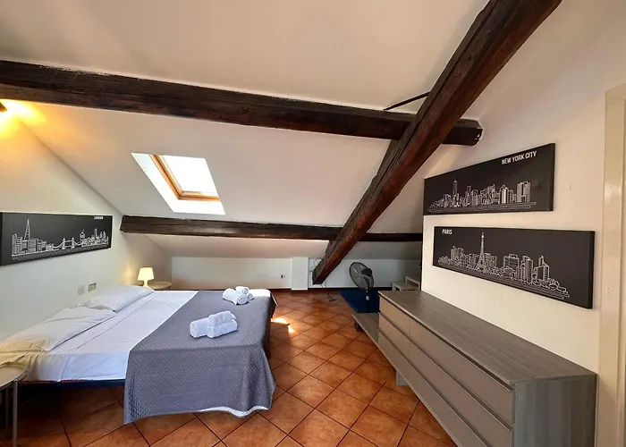 Mondadori Apartment - Luxury Terrace near Porta Nuova, Duomo&Navigli Milano, Italia