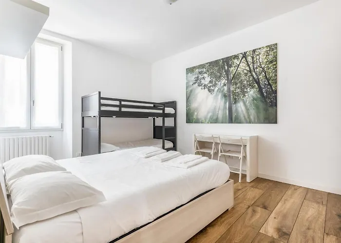 Stayeasy Fara12 - Central Station & Downtown Walking Distance Milão, Itália