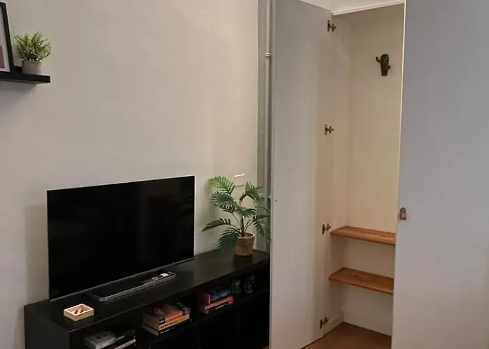 Stylish Apartment In Arco Della Pace Milán, Italia