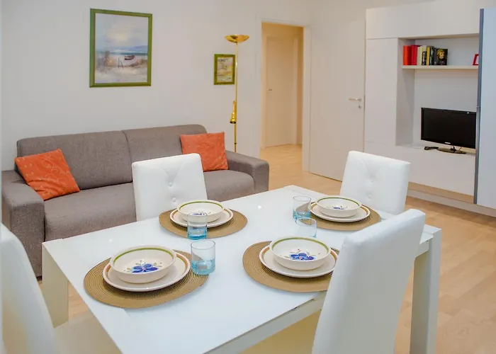 Guesthost - Istria M5 Cozy Apartment Milano, Italia
