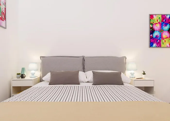 Stampa Flexyrent Apartment Milano, Italia