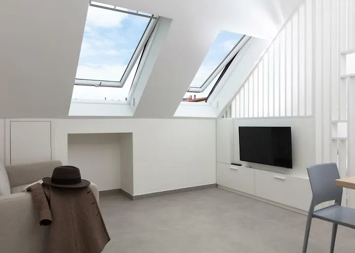 Cirene Apartments Milano, Włochy