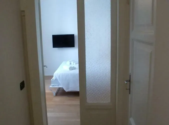 Grey Design Suite Milano, Italia