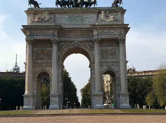 Joy House -Central City Near Metro Arco Della Pace Brera-Entire Apartment Perfect For Work & Play, Nightlife With Ac & Fast Wifi Welcome To The Cool Joy House! Milano, Italia