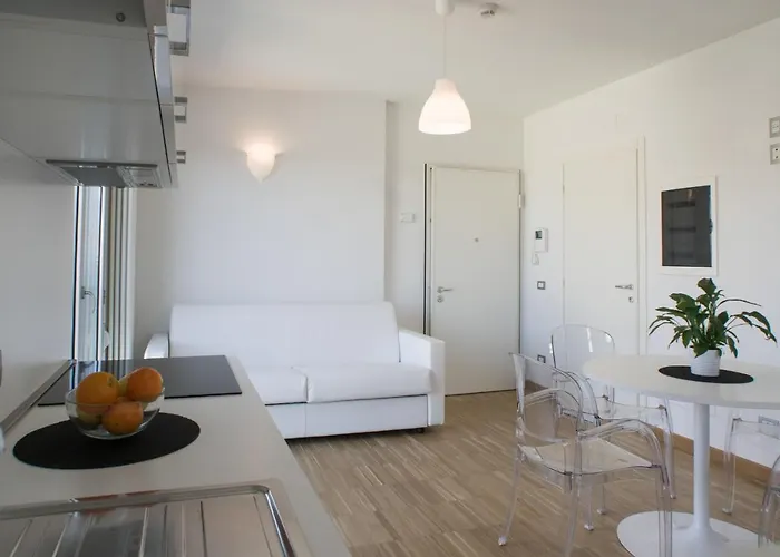 Housing32 Apartments