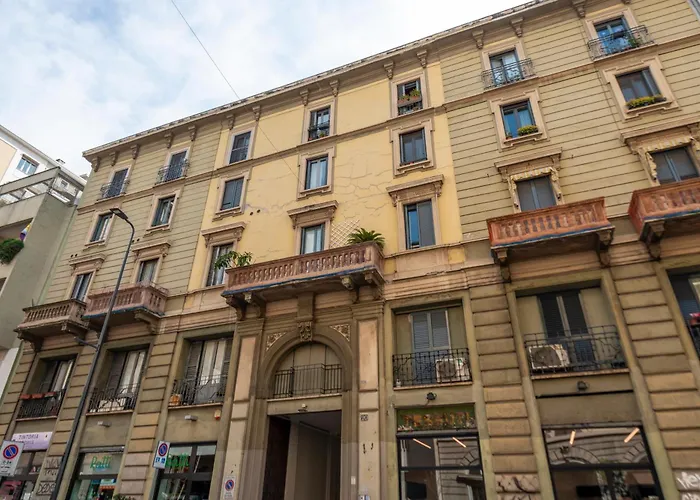 Lecco, 20 - In The Heart Of The Rainbow District