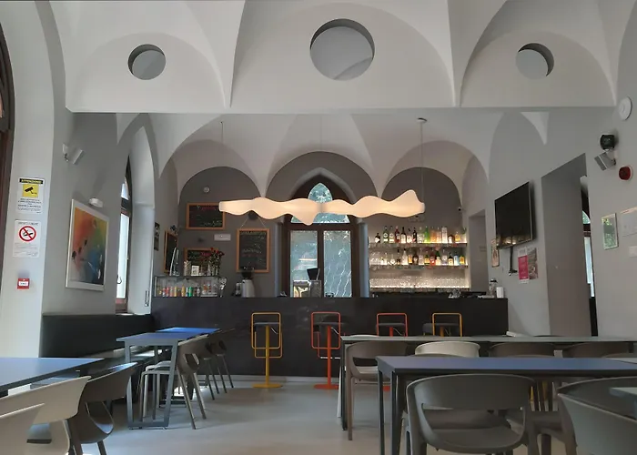 Babila Hostel & Bistrot