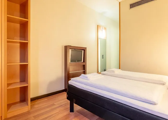 Hotel Ibis Milano Ca' Granda